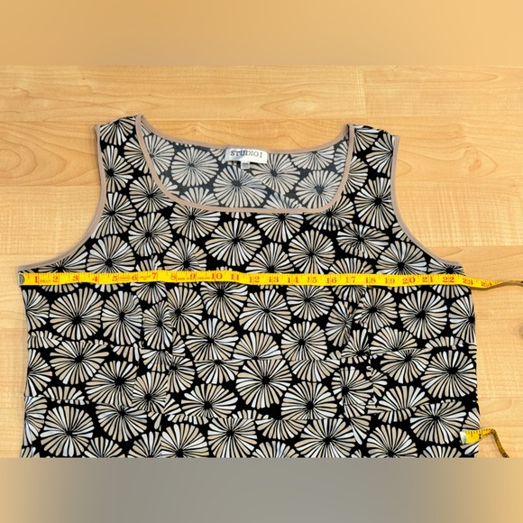 Studio 1 sleeveless dress, size 20w - Picture 9 of 11